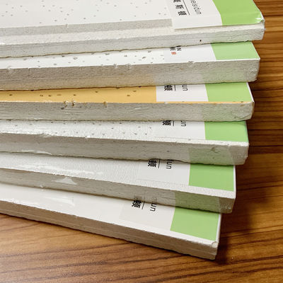 USG Produit 2X4 Carreaux de plafond perforés en fibres minérales acoustiques avec taille personnalisée