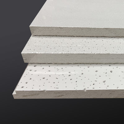 Carreaux de plafond en fibres minérales suspendus de la Grande Muraille avec un matériau et une conception écologiques