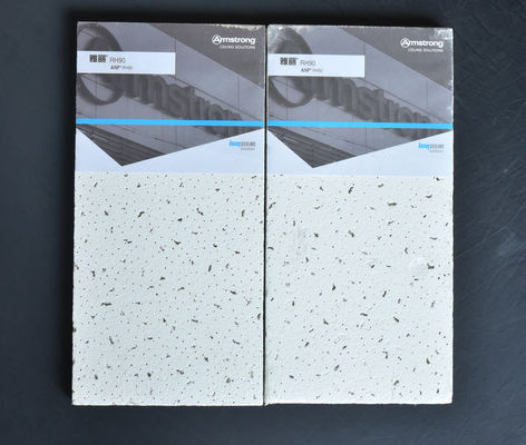 Taille personnalisée Armstrong Acoustique Suspendu Plafond en fibres minérales